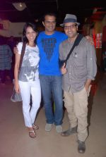 Ash Chandler, Seema Rahmani, Siddharth Kannan at Love Wrinkle Free film screening in PVR, Mumbai on 22nd May 2012 (16).JPG